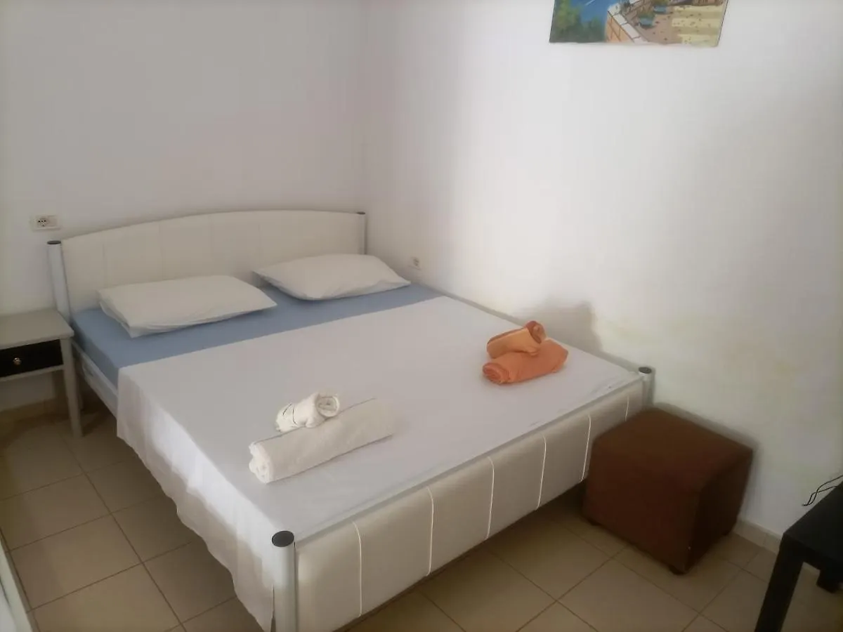 Baci Apartments Ksamil